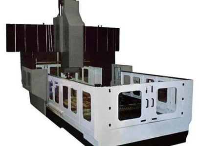 高速龍門銑選用哪種數(shù)控系統(tǒng)？這四點(diǎn)要考慮到！
